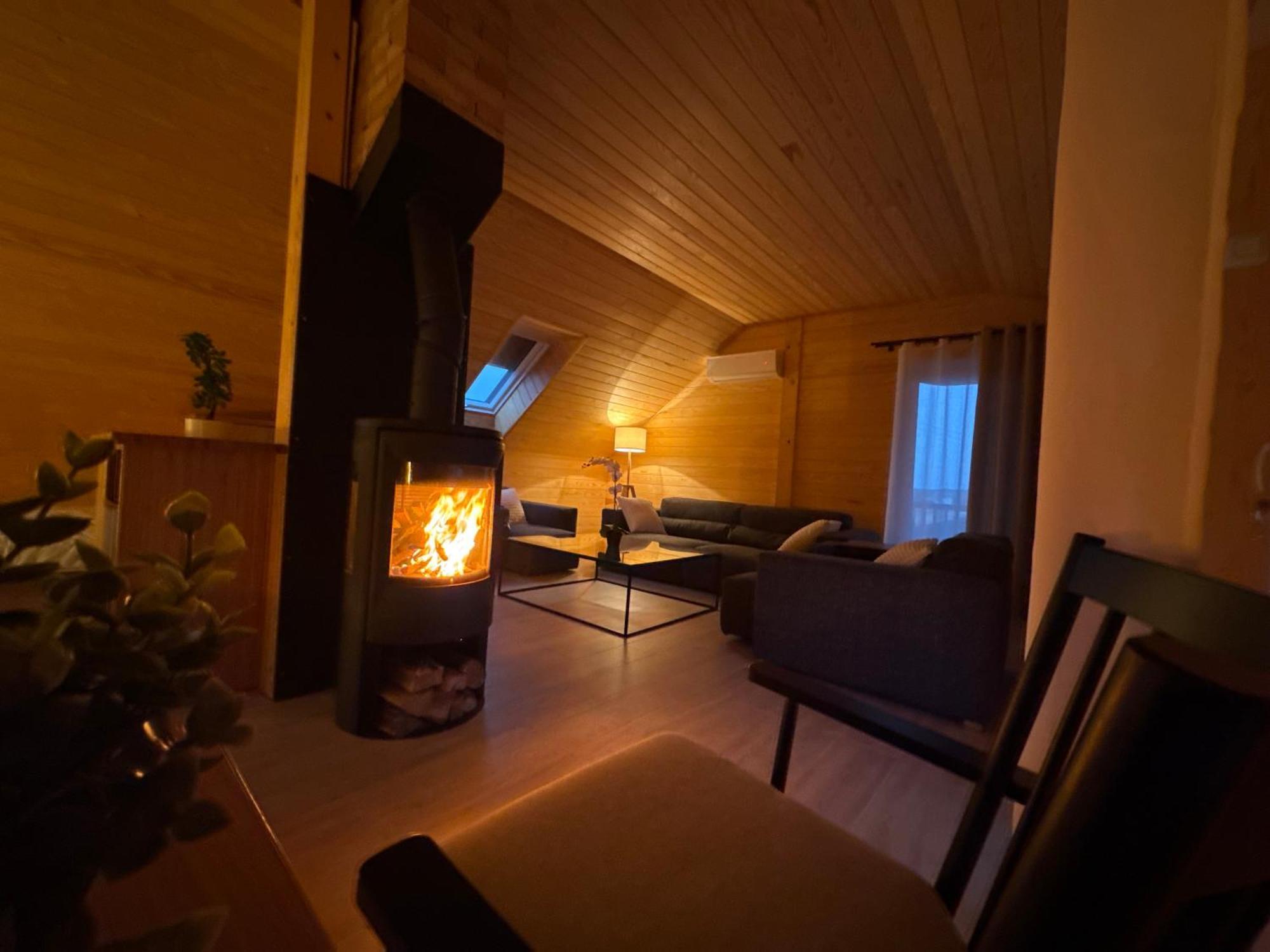 Hotel Dolina Sanu à Krzeszow  Extérieur photo